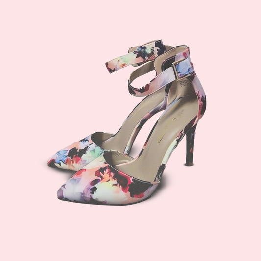 Colourful closed toe springtime heels